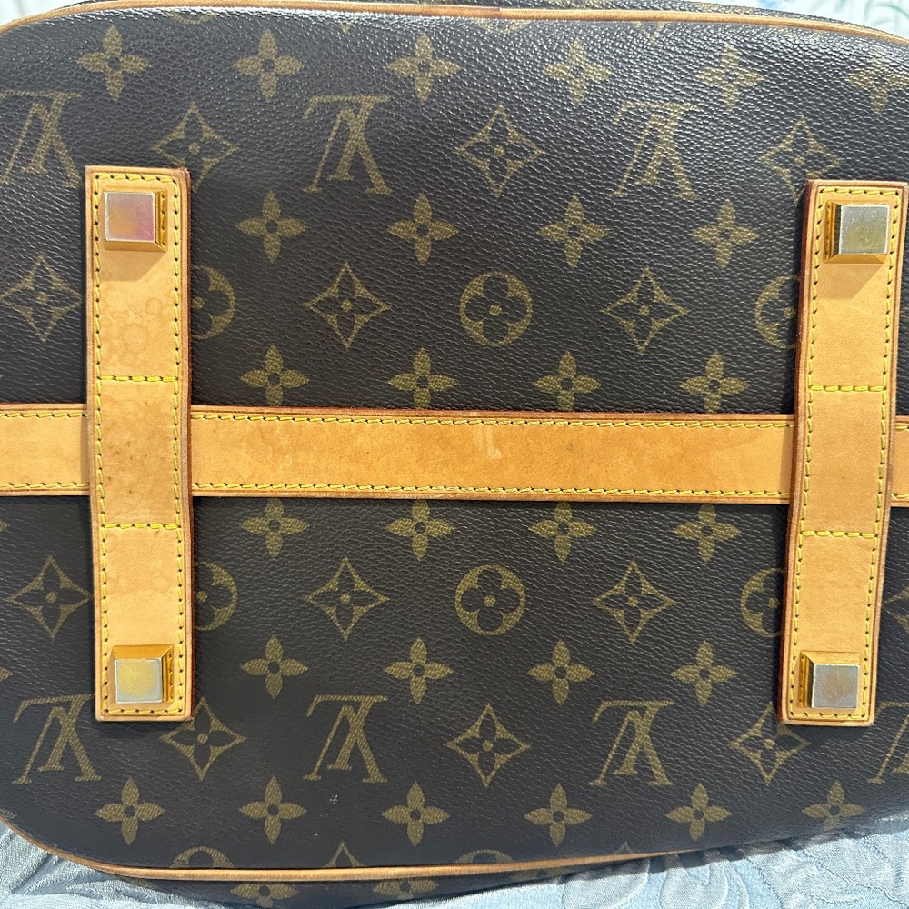 LOUIS VUITTON BUCKET BAG - Picture 5 of 10